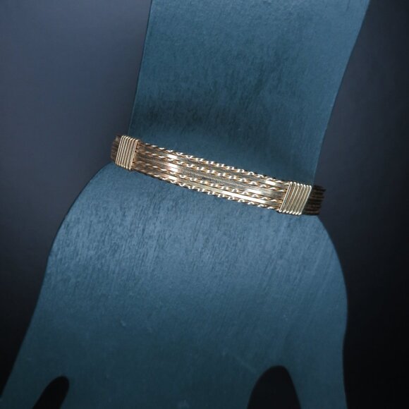 14K Gold Wire Bracelet - Picture 6 of 13